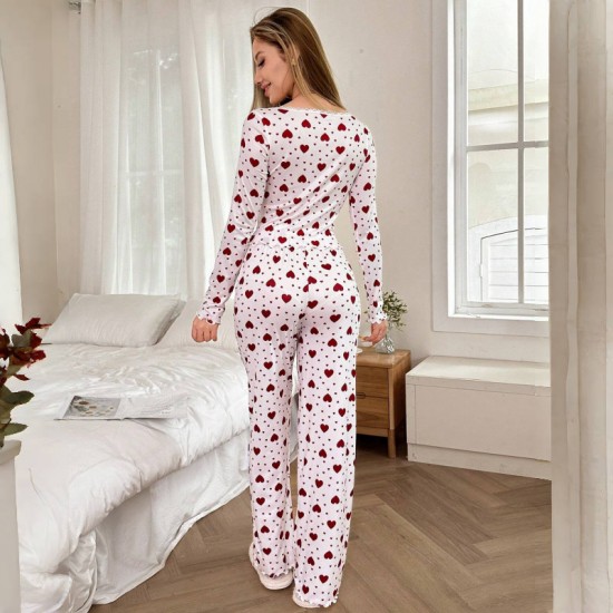New cross-border homewear with heart patterned pajamas, heart-shaped long-sleeved pants set, can be worn as outerwear for European and American ladies' pajamas. New cross-border homewear with heart patterned pajamas, heart-shaped long-sleeved pants set, can be worn as outerwear for European and American ladies' pajamas.